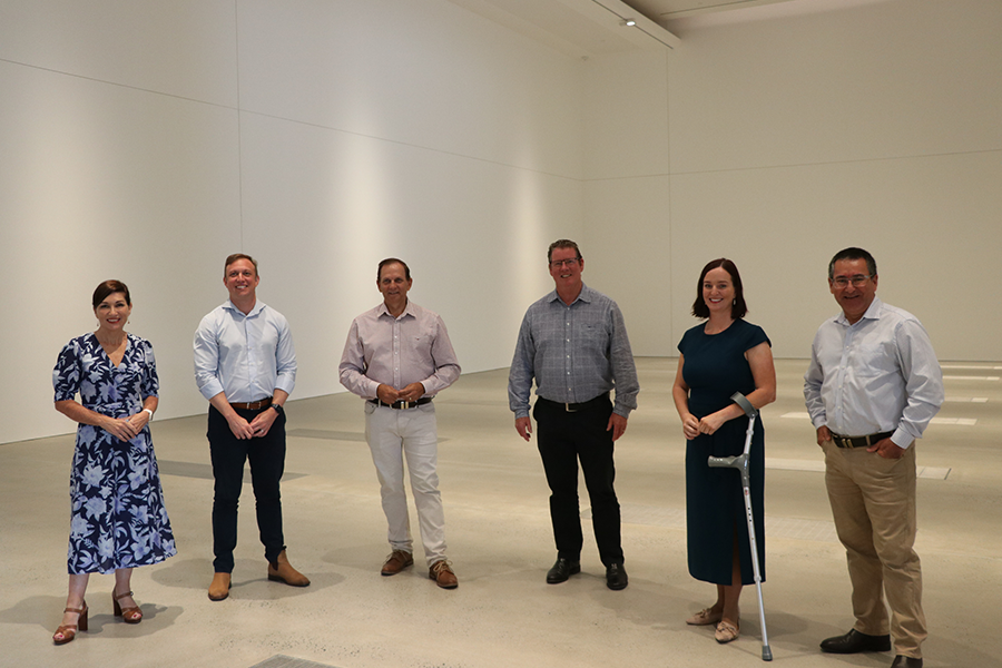 Ministers at the Rockhampton Museum of Art